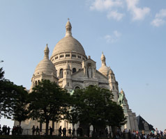 Basilique du Sacré-Coeur à Montmartre près de la rue Lepic