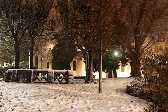 Square Réne Viviani sous la neige